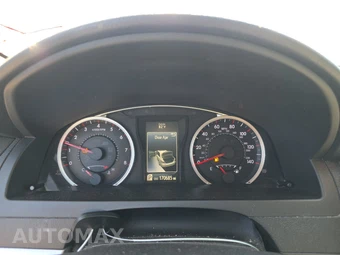 2016 Toyota Camry SE – miniatura 12
