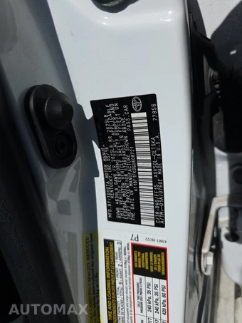 2016 Toyota Camry SE – miniatura 14