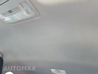 2016 Toyota Camry SE – miniatura 17