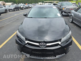 2016 Toyota Camry SE – miniatura 2
