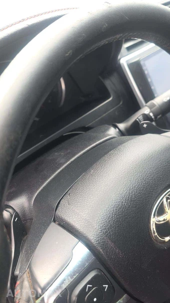 2016 Toyota Camry SE – miniatura 41