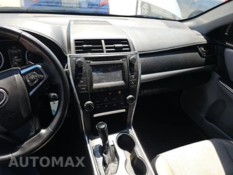 2016 Toyota Camry SE – miniatura 11