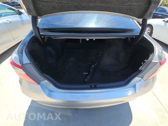 2016 Toyota Camry SE – miniatura 16