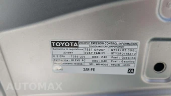 2016 Toyota Camry SE – miniatura 18