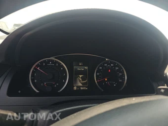 2016 Toyota Camry SE - miniatura 12