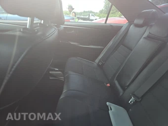 2016 Toyota Camry SE - miniatura 13