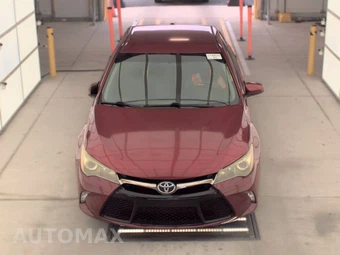 2016 Toyota Camry SE - miniatura 2