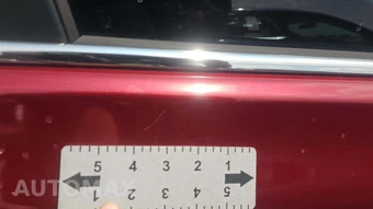 2016 Toyota Camry SE - miniatura 32