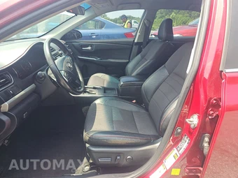2016 Toyota Camry SE - miniatura 7