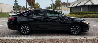 2016 Toyota Camry SE - miniatura 14