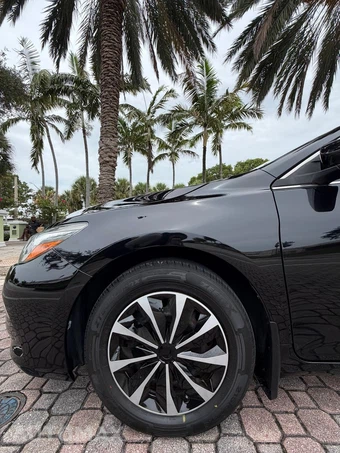 2016 Toyota Camry SE - miniatura 15