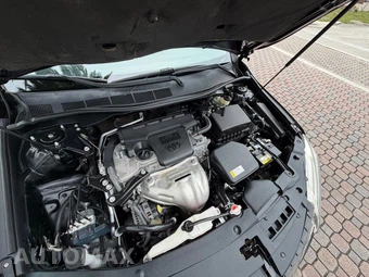 2016 Toyota Camry SE - miniatura 31