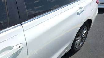 2016 Toyota Camry SE - miniatura 27