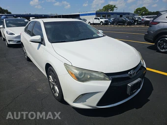2016 Toyota Camry SE - miniatura 3