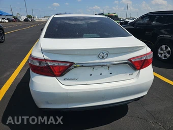 2016 Toyota Camry SE - miniatura 5