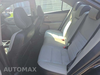 2016 Toyota Camry SE – miniatura 13