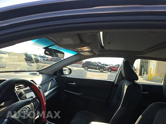 2016 Toyota Camry SE - miniatura 17