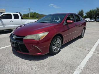 2016 Toyota Camry SE