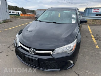 2016 Toyota Camry SE - miniatura 2