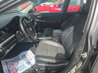 2016 Toyota Camry SE - miniatura 7