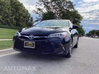 2016 Toyota Camry SE - miniatura 11