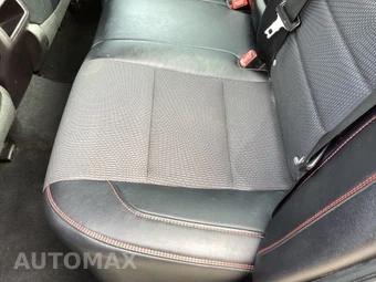 2016 Toyota Camry SE - miniatura 15