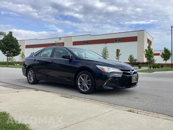 2016 Toyota Camry SE - miniatura 6