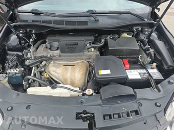 2016 Toyota Camry SE - miniatura 15