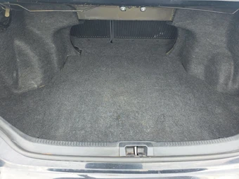 2016 Toyota Camry SE - miniatura 16