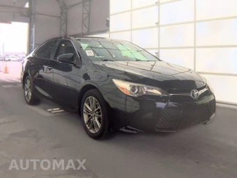 2016 Toyota Camry SE - miniatura 3