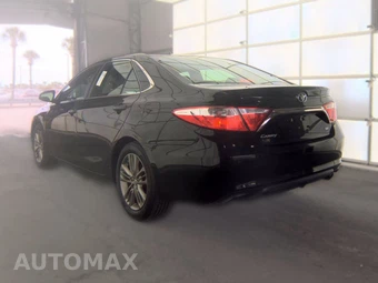 2016 Toyota Camry SE - miniatura 6