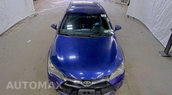 2016 Toyota Camry SE – miniatura 2