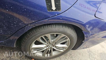 2016 Toyota Camry SE – miniatura 26