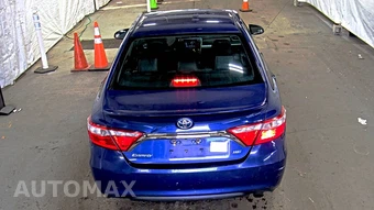 2016 Toyota Camry SE – miniatura 5