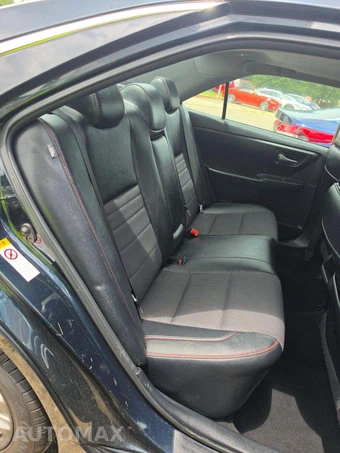 2016 Toyota Camry SE - miniatura 16
