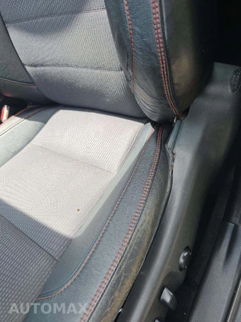 2016 Toyota Camry SE - miniatura 21