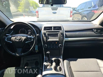 2016 Toyota Camry SE - miniatura 11