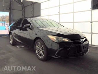 2016 Toyota Camry SE - miniatura 3