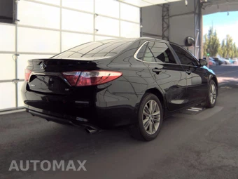 2016 Toyota Camry SE - miniatura 4
