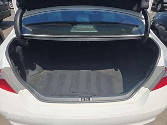 2016 Toyota Camry SE – miniatura 14