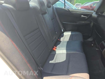 2016 Toyota Camry SE – miniatura 16