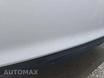2016 Toyota Camry SE – miniatura 21