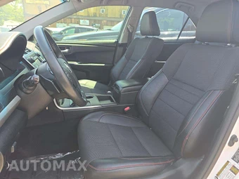2016 Toyota Camry SE – miniatura 6