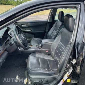 2016 Toyota Camry XLE - miniatura 9