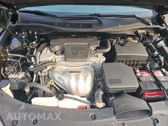 2016 Toyota Camry XLE – miniatura 15