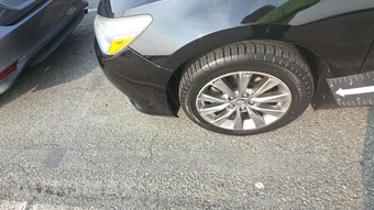 2016 Toyota Camry XLE – miniatura 22