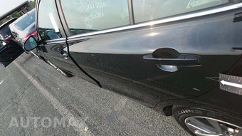 2016 Toyota Camry XLE – miniatura 29
