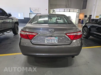 2016 Toyota Camry XLE - miniatura 5