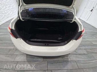 2016 Toyota Corolla L – miniatura 14