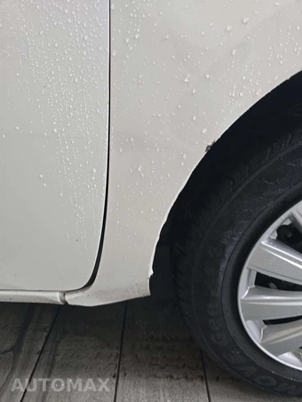 2016 Toyota Corolla L – miniatura 28